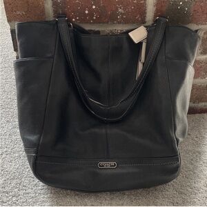 Coach Black Leather Woman’s Tote Bag
